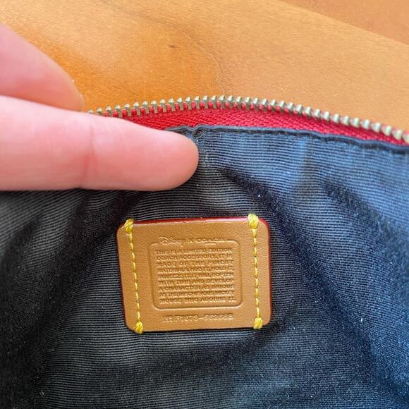 Authentic Coach x Disney Leather Wristlet - Picture 5 of 10
